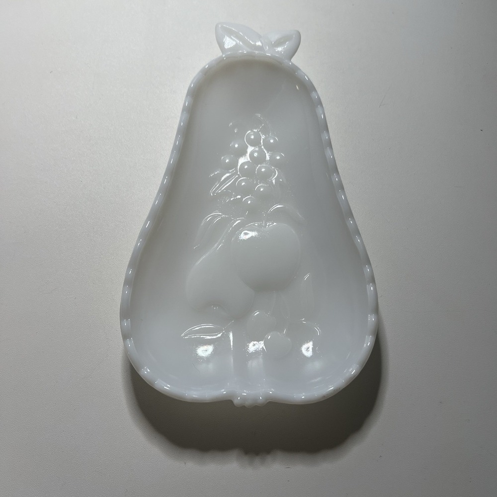 Vintage 1960's Milk‎ Glass Pear Shaped Dish